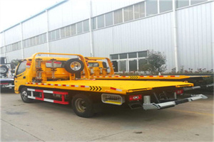 岗巴附近拖车救援搭电